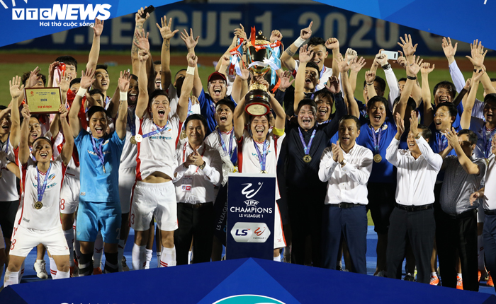 Vô địch V-League cùng Viettel, Trọng Hoàng xác lập kỷ lục chưa từng có - 1