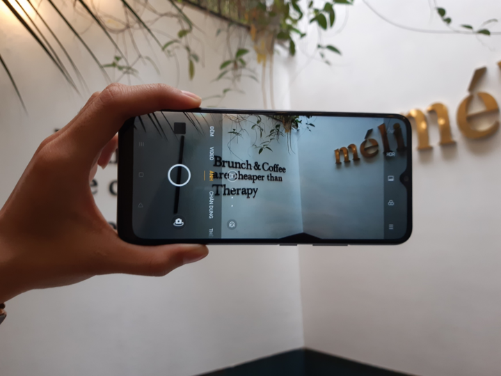 Realme C15: Pin 6.000 mAh, sạc nhanh 18W, 4 camera sau cực chất - 4
