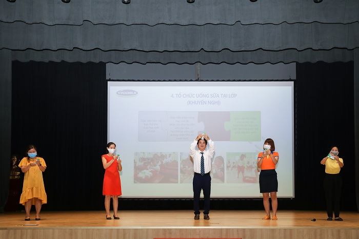 Chương trình Sữa học đường TP.HCM mở rộng đến 24 quận, huyện - 3