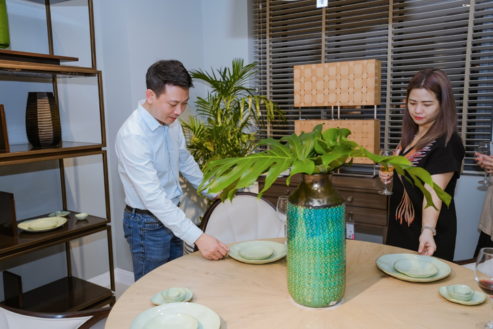 Giới mộ điệu choáng ngợp trong không gian CDC Furniture outlet - 4