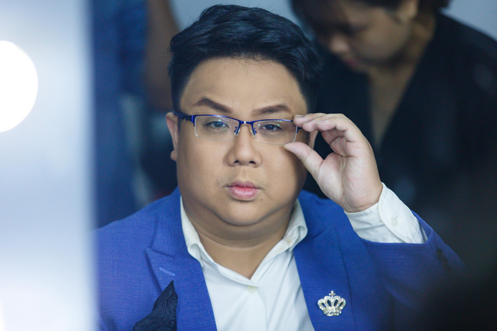 Danh hài Chí Tài bức xúc bỏ show, Gia Bảo hối hận xin lỗi - 2