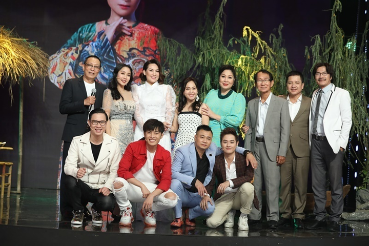 NSND Tự Long: 'Chỉ cần vợ căng thẳng, tôi sẽ trốn khỏi nhà' - 3