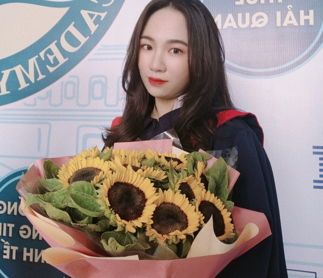 Nữ thủ khoa Học viện Tài chính tốt nghiệp điểm tuyệt đối - 2