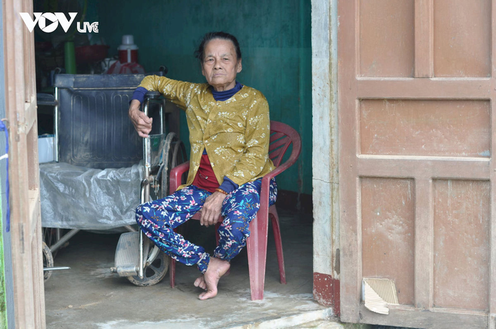 Ferroli, Rapido đồng hành VOV Live, VTC News trao 2000 suất quà cho miền Trung - 12