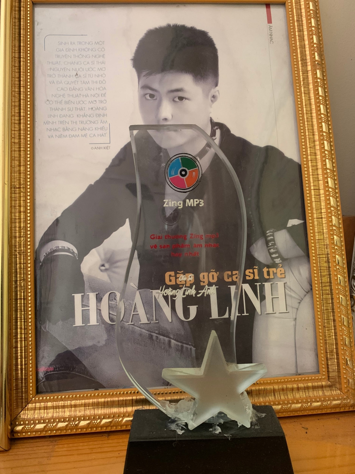 Ca sĩ Hoàng Linh Anh : Không có gì là quá muộn với đam mê - 2