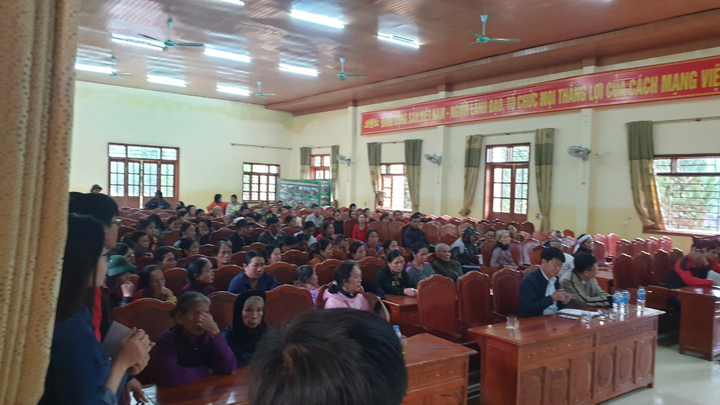 Anco Family Food tặng 3 tấn xúc xích dinh dưỡng cho bà con miền Trung - 1