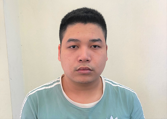 Được nhờ tới trông nhà, gã thanh niên phá két sắt vét sạch tiền vàng - 1