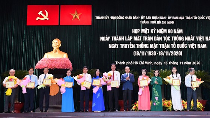 Bí thư Nguyễn Văn Nên: Chỉ có gần dân mới hiểu dân và làm cho dân tin tưởng - 2