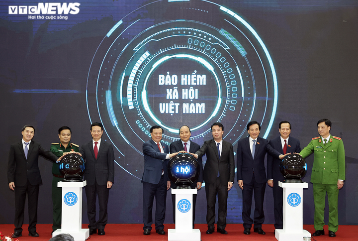 Thủ tướng: Cần tiếp tục nhân rộng mô hình Bảo hiểm xã hội số - 1