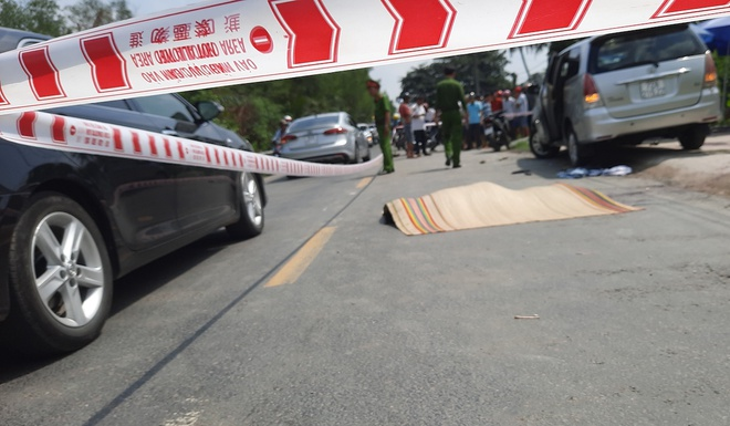 Cứu vợ bị bắt cóc, chồng đâm chết người: Nghi án mẹ thuê người bắt cóc con gái - 1