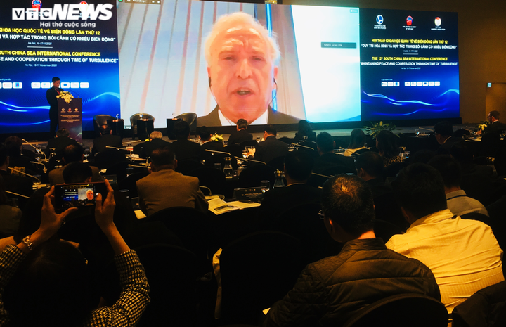 Chuẩn Đô đốc Juergen Ehle: EU có thể chia sẻ công nghệ quốc phòng cho Việt Nam - 1