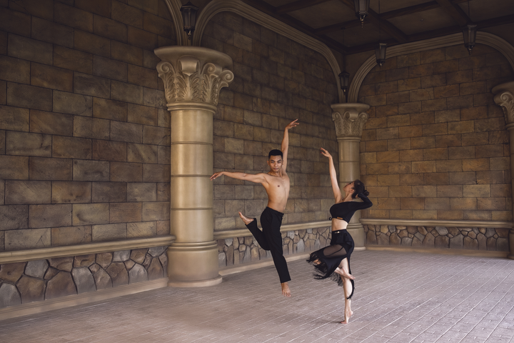 Khánh Thi: 'Tôi lùi về làm hậu phương để Phan Hiển phát triển sự nghiệp' - 4