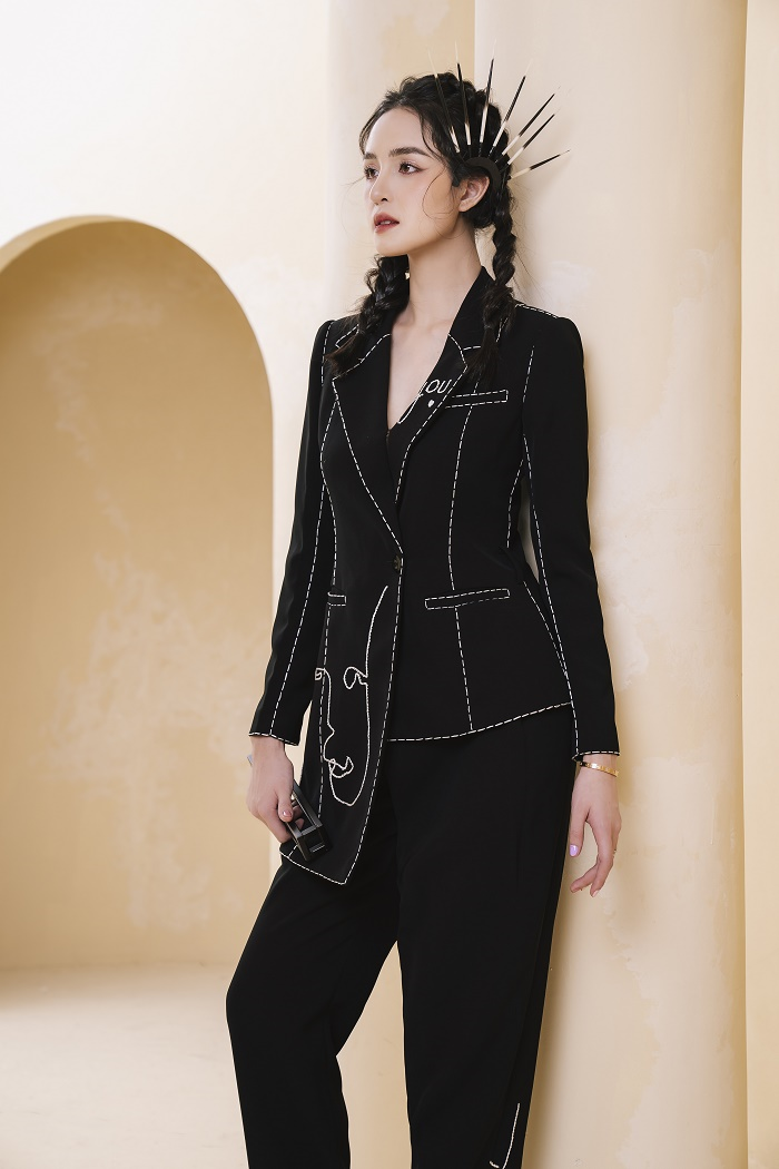 Á hậu Hoàng Anh gợi ý mặc đẹp cả tuần cho giới doanh nhân và văn phòng - 8