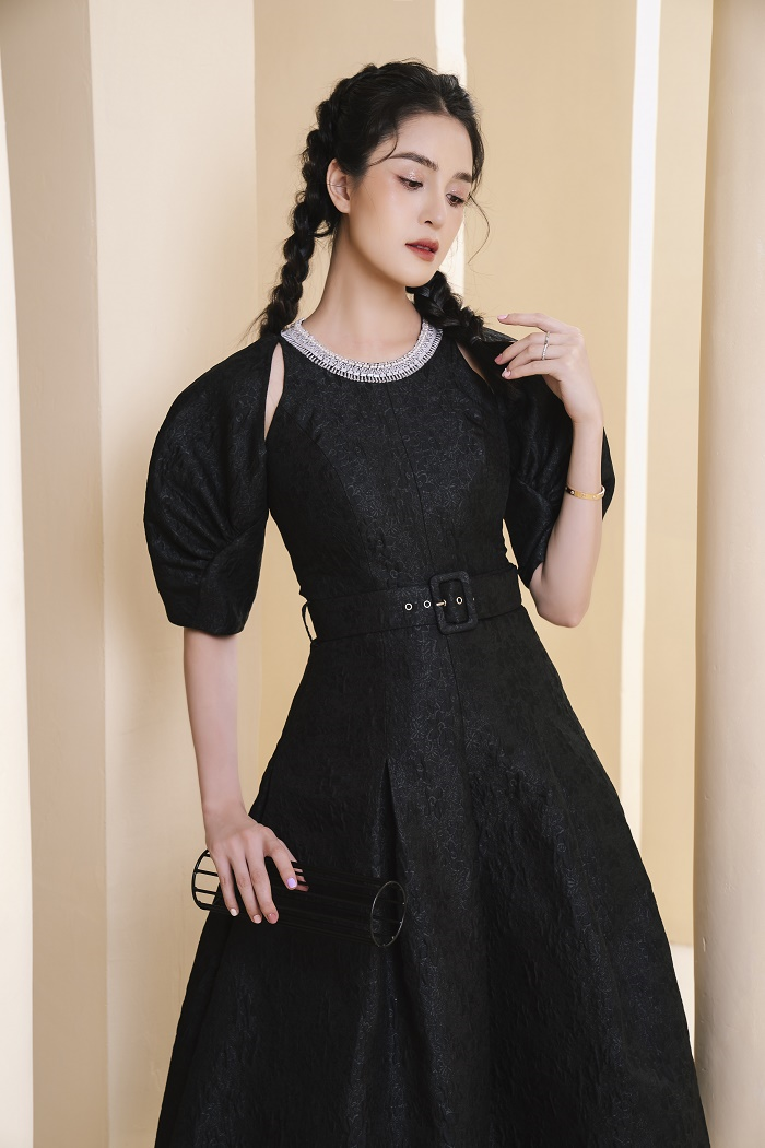 Á hậu Hoàng Anh gợi ý mặc đẹp cả tuần cho giới doanh nhân và văn phòng - 6