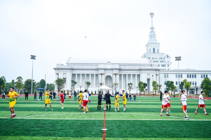 Bùng nổ ngày hội thể thao đầu tiên bên bờ biển giữa trung tâm Thủ đô - 5