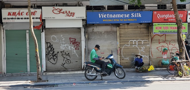 Mặt bằng bán lẻ hậu COVID-19: Nhà phố thất thế, trung tâm thương mại lên ngôi - 2