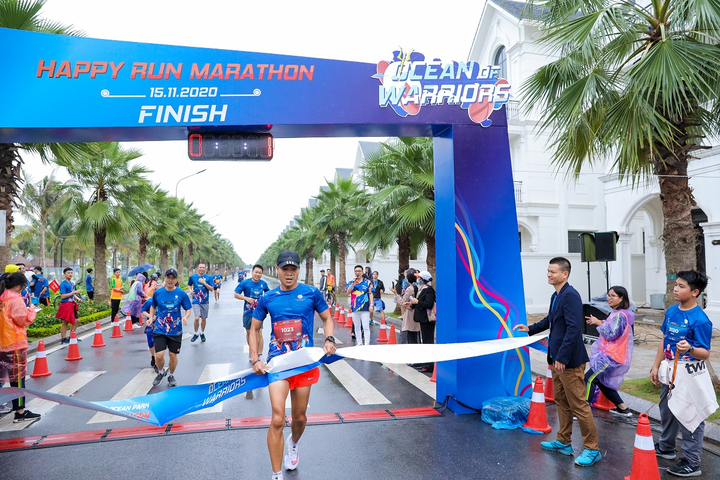 Bùng nổ ngày hội thể thao đầu tiên bên bờ biển giữa trung tâm Thủ đô - 3