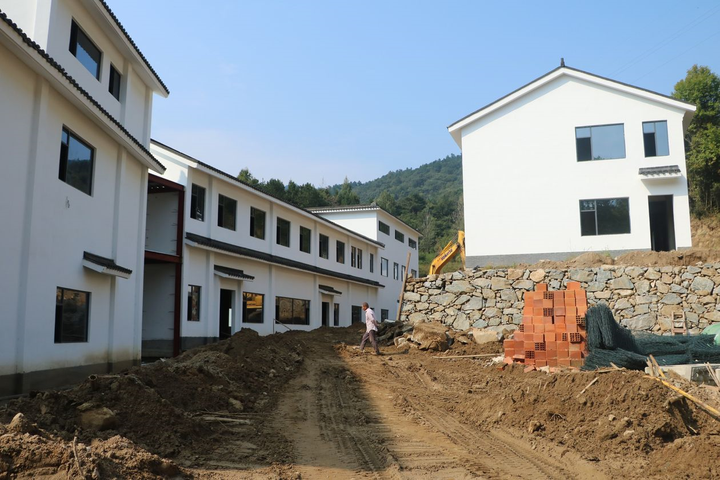 'Nông thôn mới' kiểu Trung Quốc: Tham vọng lớn của ông Tập Cận Bình - 4