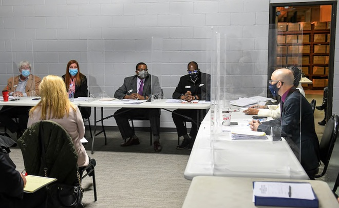 Đảng viên Cộng hòa lại 'lật kèo' kết quả ở bang Michigan - 1