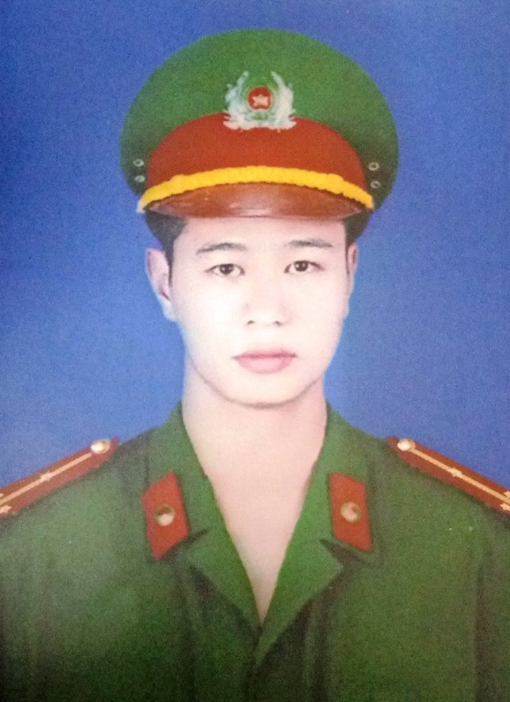 Khởi tố kẻ tấn công khiến thượng úy công an chết thương tâm - 1