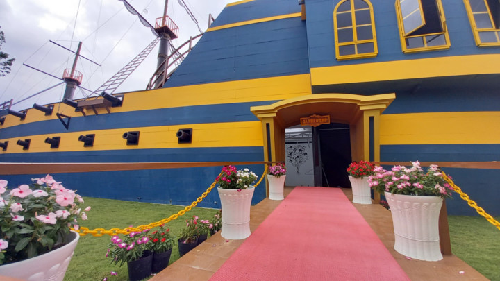 'Sống ảo' với mô hình thuyền buồm độc nhất miền Tây - 2