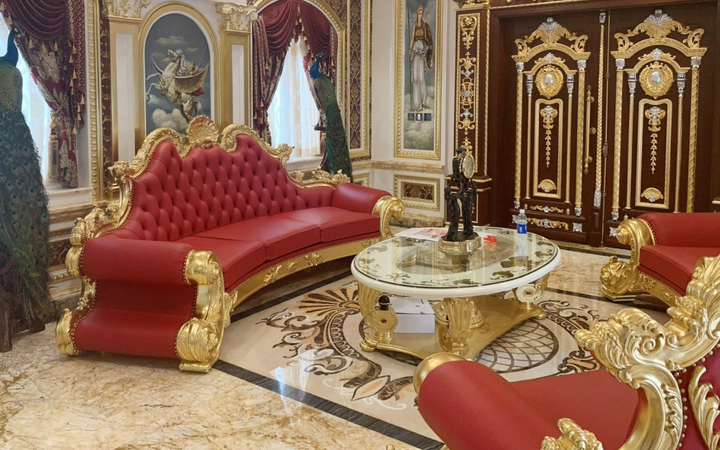 Sở hữu không gian quý tộc hơn với nội thất sofa cổ điển - 3