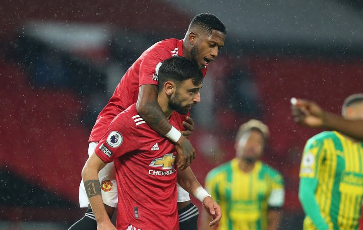 Trực tiếp Southampton 2-3 Man Utd: Cavani hoá người hùng - 14