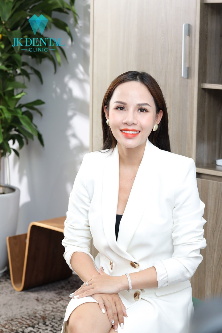 Quy trình chế tác răng sứ thẩm mỹ chuẩn quốc tế tại nha khoa JK Dental - 5