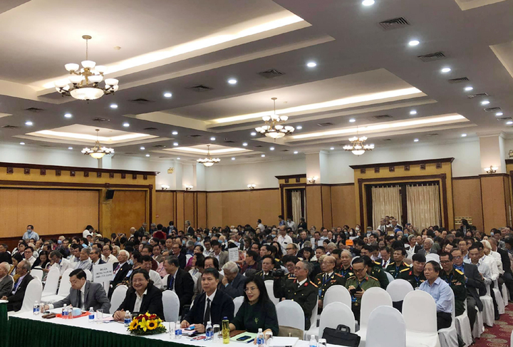 Nhà thơ Hữu Thỉnh rút khỏi Ban Chấp hành Hội Nhà văn khóa mới - 2