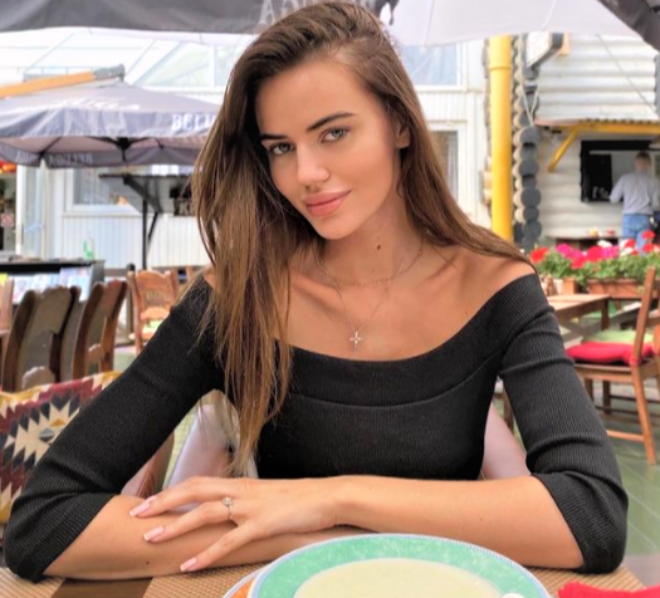 Bí mật Rublevka: Khu biệt thự đắt đỏ bậc nhất của giới siêu giàu Nga - 3