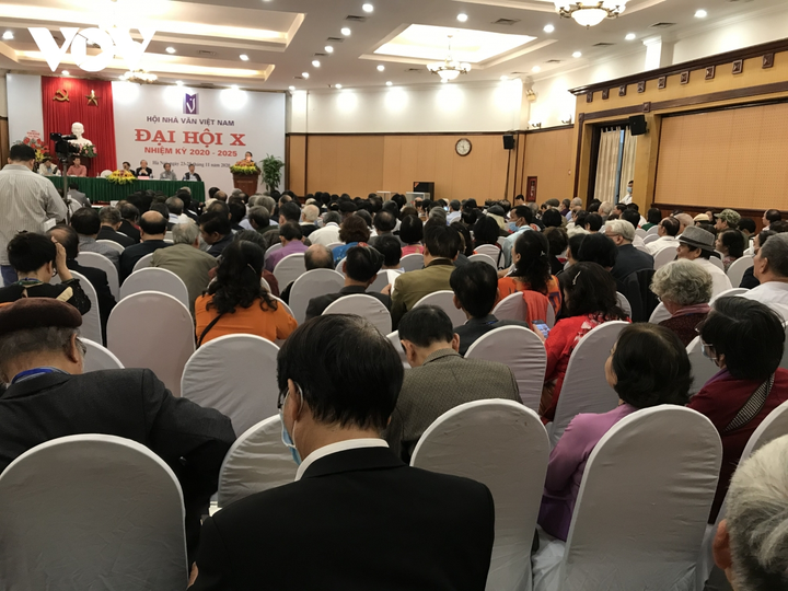 Nhà thơ Nguyễn Quang Thiều làm Chủ tịch Hội Nhà văn Việt Nam - 1