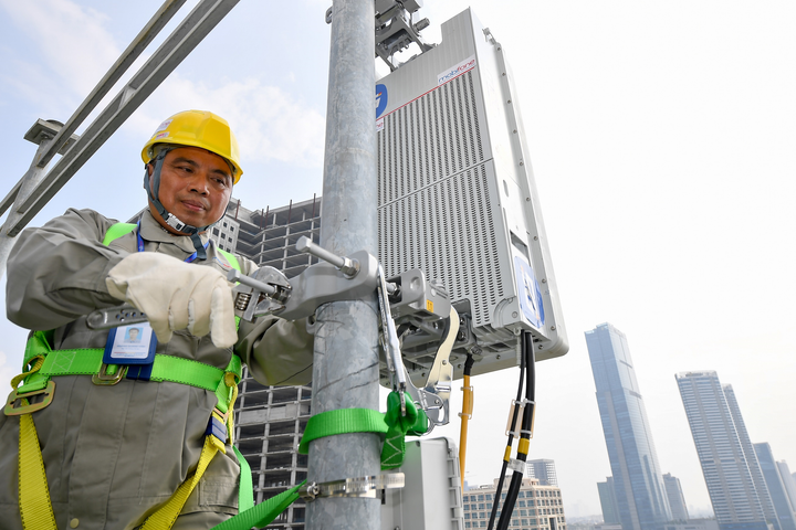 Khách hàng sẽ được trải nghiệm 5G thương mại của MobiFone trong tháng 12 - 2