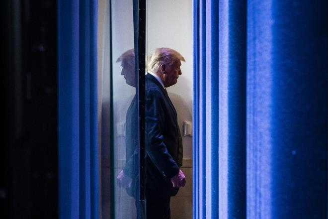 Ông Trump đơn độc trong nỗ lực đảo chiều kết quả bầu cử - 2