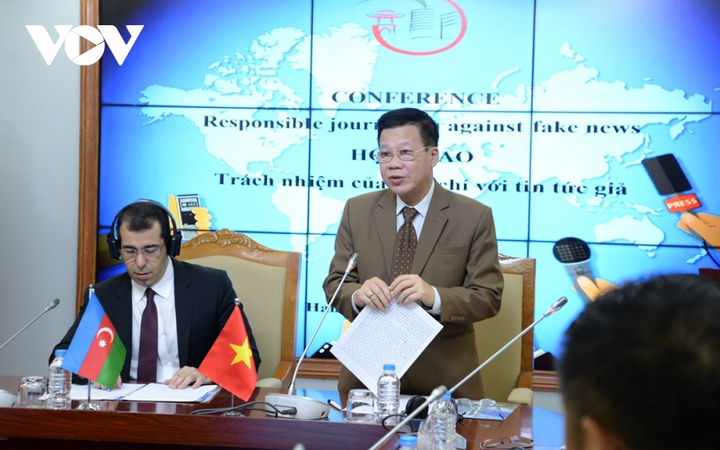 Cuộc chiến tin giả: Đòi hỏi trách nhiệm cao của nhà báo kiểm chứng nguồn tin - 1