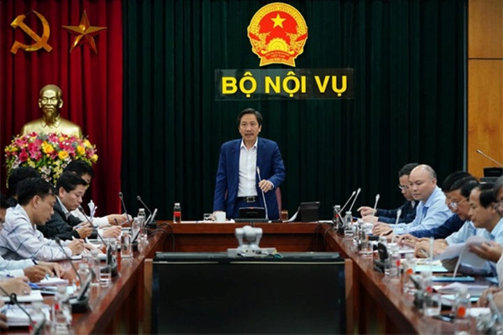 Bộ Nội vụ đề xuất không thi tuyển, đưa 500 trí thức trẻ về xã làm công chức - 2