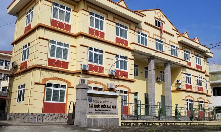 Người Bắc Kạn bức xúc khi không dùng vẫn phải trả tiền nước sạch - 2