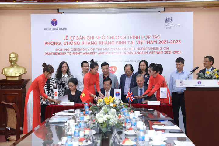 Ký kết chương trình hợp tác phòng, chống kháng kháng sinh tại Việt Nam - 1