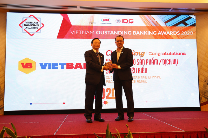 Vietbank vinh dự nhận giải Ngân hàng có Sản phẩm/Dịch vụ sáng tạo tiêu biểu 2020 - 2