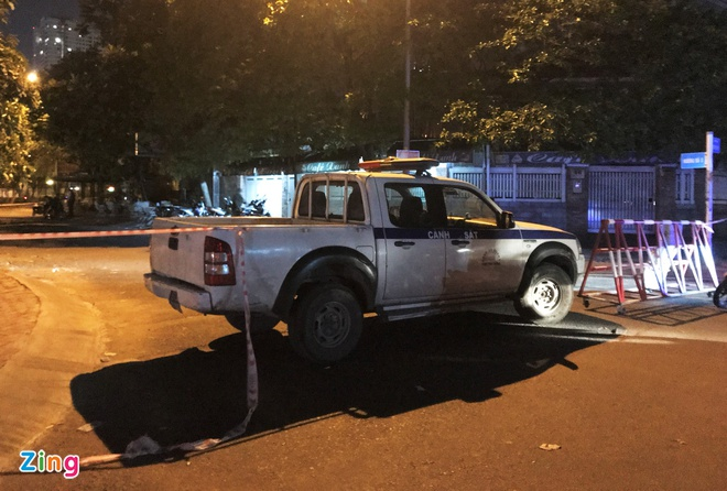 Phát hiện thi thể người trong vali: Cảnh sát làm việc suốt đêm, phong tỏa đường - 1