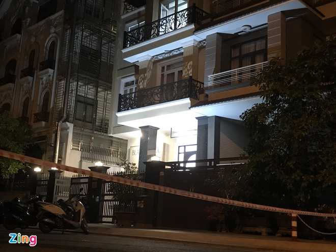 Phát hiện thi thể người trong vali: Cảnh sát làm việc suốt đêm, phong tỏa đường - 2