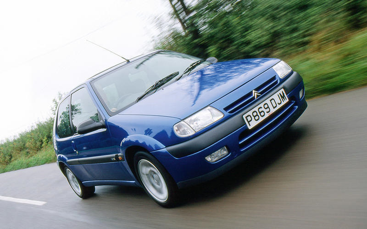 Những chiếc xe đời 1990, không còn được sản xuất nhưng vẫn 'hot' - 3