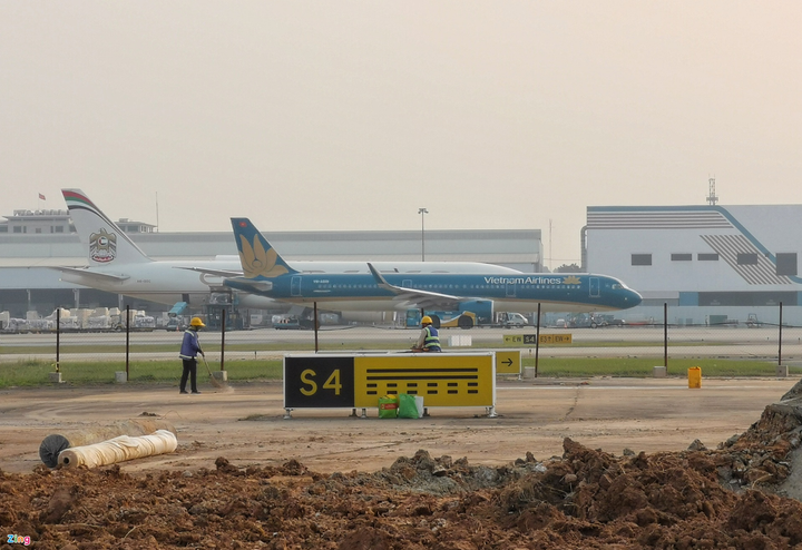 Hình ảnh đầu tiên về đường băng mới tại sân bay Nội Bài - 8