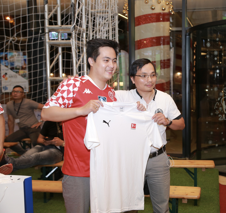 Trọn vẹn sắc màu văn hóa bóng đá Đức tại sự kiện Bundesliga Penalty Shoot-out - 9