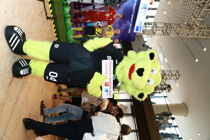 Trọn vẹn sắc màu văn hóa bóng đá Đức tại sự kiện Bundesliga Penalty Shoot-out - 4