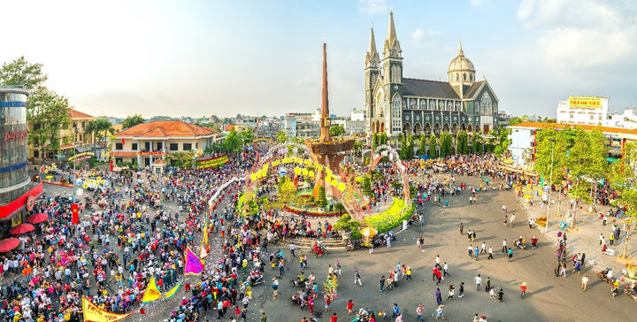 Bất động sản Bình Dương thu hút giới đầu tư với tiềm năng tăng giá cao - 1