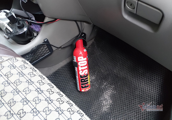 Ô tô con phải có bình chữa cháy: 4 năm quên lãng - 4