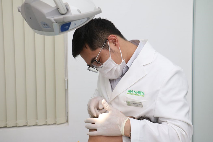 Bác sĩ Trần Trọng Trung: Bảo vệ răng như trồng bon sai, phải uốn từ bé - 1