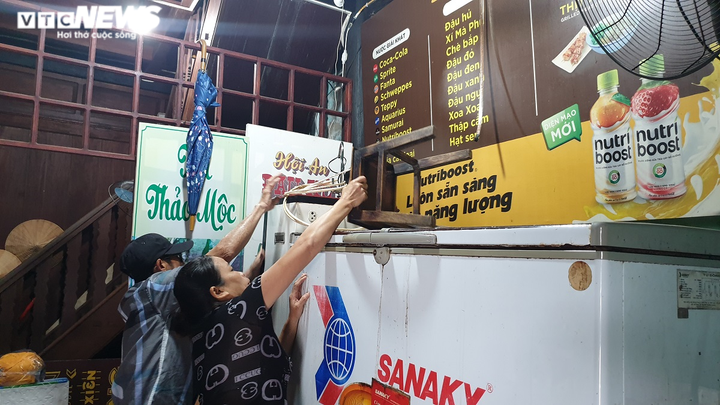 Ảnh: Lũ lại bủa vây phố cổ Hội An - 8