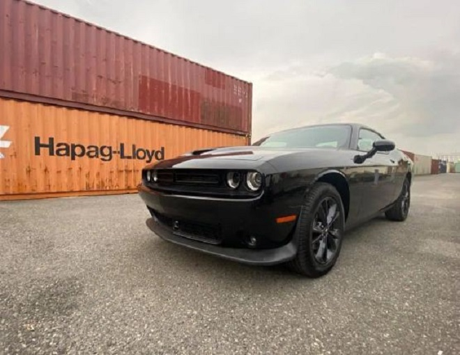 Thêm nhiều xe sang hàng hiếm về nước phục vụ đại gia Việt đón Tết - 4