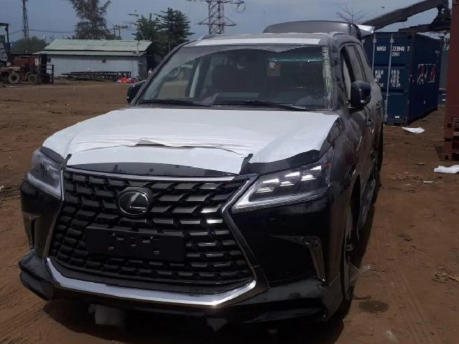 Thêm nhiều xe sang hàng hiếm về nước phục vụ đại gia Việt đón Tết - 6